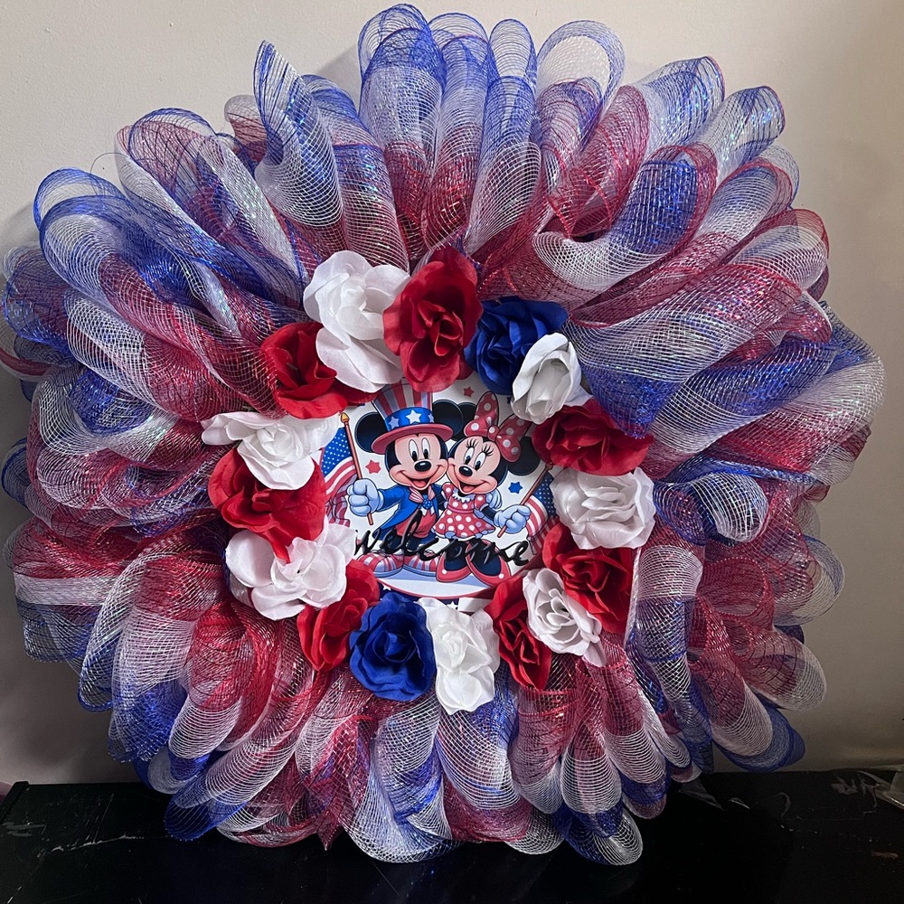 Disney wreath 4th of July wreath Mickey and Minnie wreath holiday wreath decor